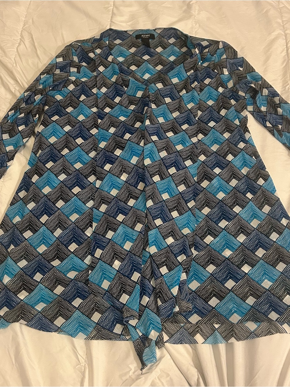 Alfani Woman 0X Blue Geometric Print Draped Front Long Sleeve Blouse